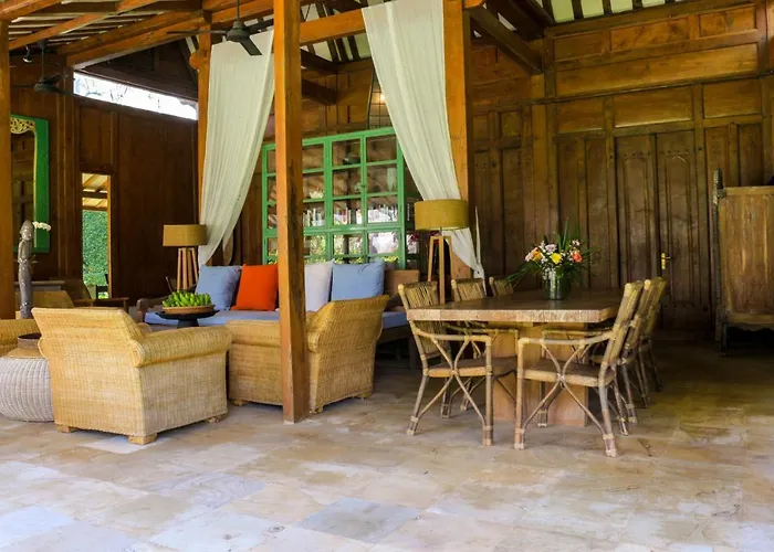 Chanteak Bali